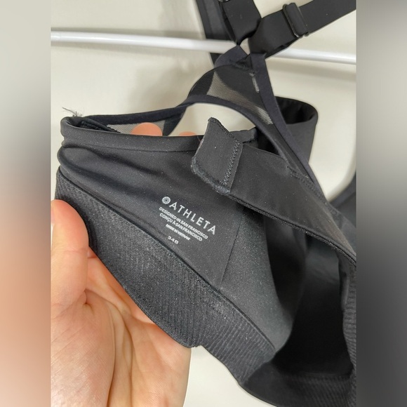 Athleta Advance Bra Black Sport Gym Size 34B - Picture 9 of 12